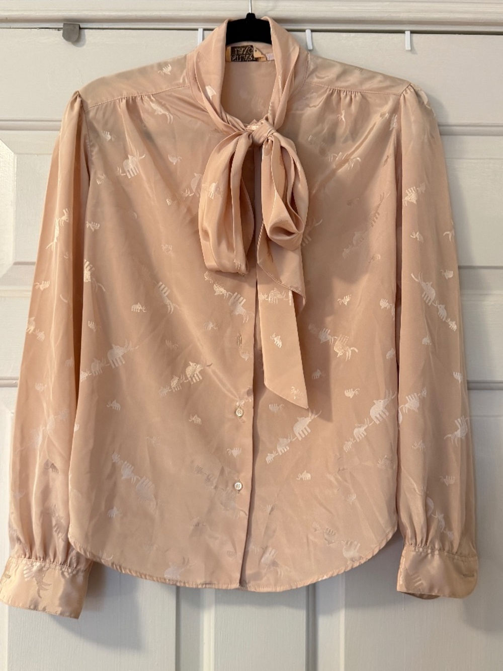 Vintage Stuart Lang Button-Up Blouse Women's 9/10 Jacquard Rhino Print Neck Bow